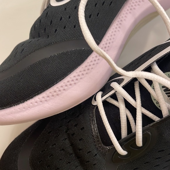 💕x2HP💕Nike Women’s joyride dual run sneakers black and purple - Picture 15 of 16